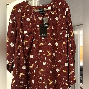NWT Torrid Harry Potter shirt - Gryffindor Colors